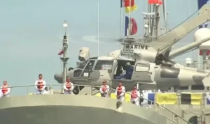 Armada de México celebra 205 años en Veracruz con gran desfile