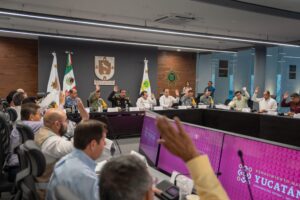 Yucatán suspende actividades no esenciales y educativas en nueve municipios por Isaías (+Vídeo)