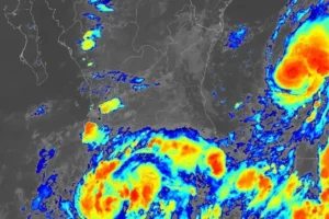 Isaias se intensifica a huracán categoría 1 y avanza hacia el Golfo de México