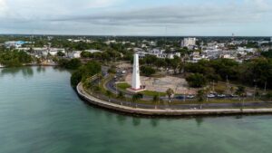 Destaca Mara Lezama mayor prosperidad con proyecto eólico en el sur de Quintana Roo (+Vídeo)