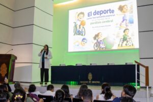 DIF Yucatán impulsa capacitación para mejorar la atención a personas con parálisis cerebral
