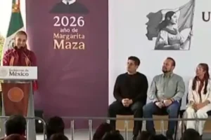 La Presidenta Claudia Sheinbaum Pardo, pide a estudiantes no abusar de la inteligencia artificial: “Hay que aprender a pensar”