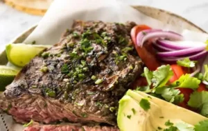 Estudio revela qué relación hay entre comer carne y llegar a los 100 años