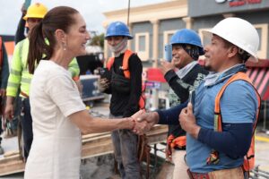 En noviembre se inaugura distribuidor vial Kukulcán, anuncia presidenta Claudia Sheinbaum desde Cancún (+Vídeo)